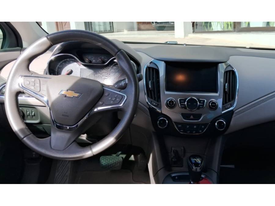 CHEVROLET - CRUZE - 2017/2018 - Azul - R$ 93.900,00