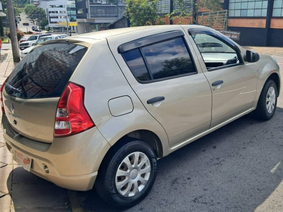 RENAULT - SANDERO - 2011/2012 - Bege - R$ 29.900,00
