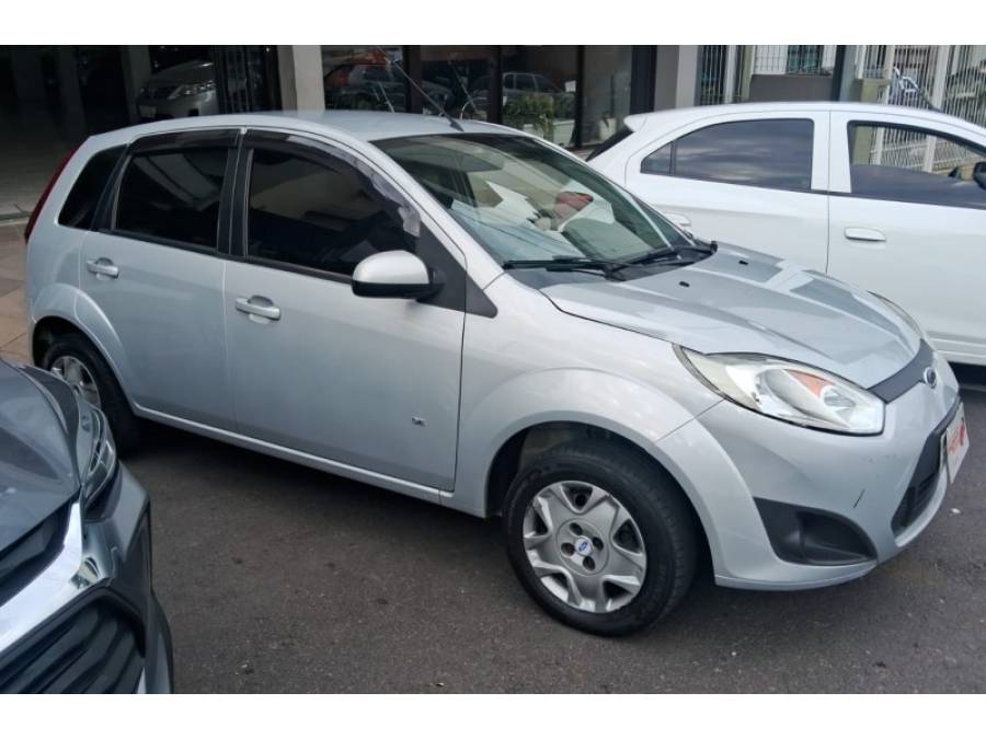FORD - FIESTA - 2014/2014 - Prata - R$ 38.900,00