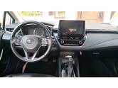 TOYOTA - COROLLA - 2022/2023 - Prata - R$ 131.900,00