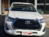 TOYOTA - HILUX - 2021/2021 - Branca - R$ 170.000,00