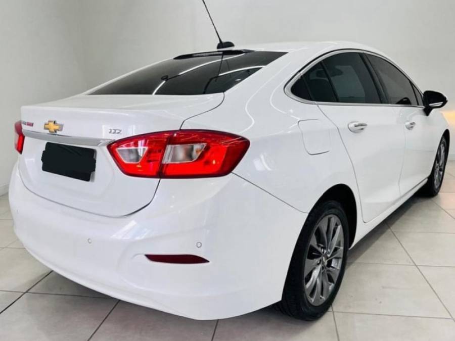 CHEVROLET - CRUZE - 2016/2017 - Branca - R$ 84.900,00