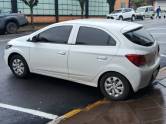 CHEVROLET - ONIX - 2018/2018 - Branca - R$ 55.900,00