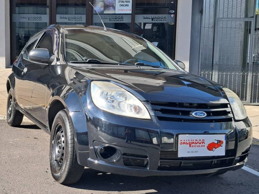 FORD - KA - 2008/2009 - Preta - R$ 18.900,00