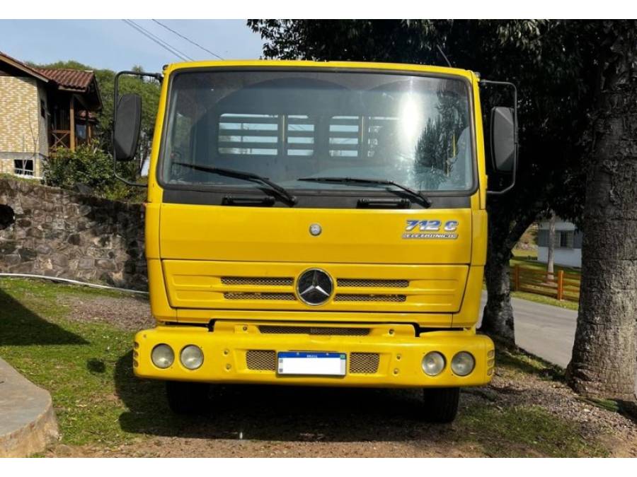 MERCEDES-BENZ - 712 2P (DIESEL) - 1998/1999 - Amarela - R$ 120.000,00