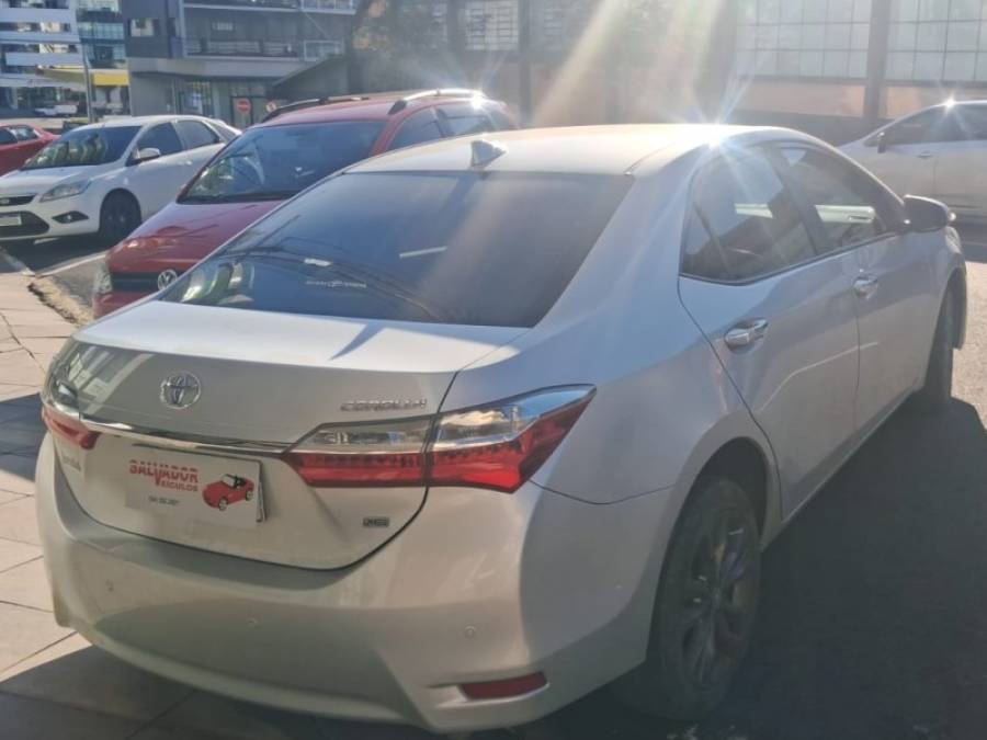 TOYOTA - COROLLA - 2019/2019 - Prata - R$ 111.900,00