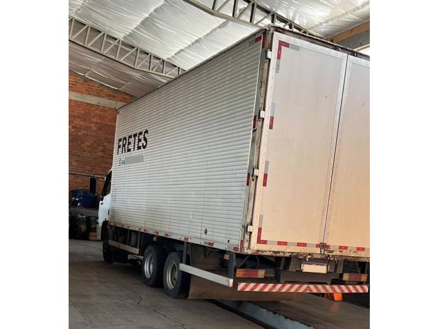 MERCEDES-BENZ - ACCELO 915 - 2006/2006 - Branca - R$ 210.000,00