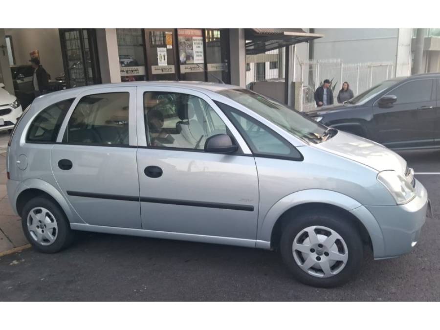 CHEVROLET - MERIVA - 2012/2012 - Prata - R$ 31.900,00