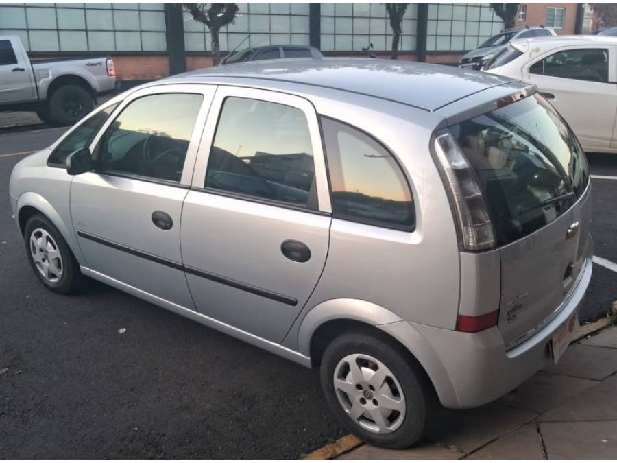 CHEVROLET - MERIVA - 2012/2012 - Prata - R$ 31.900,00