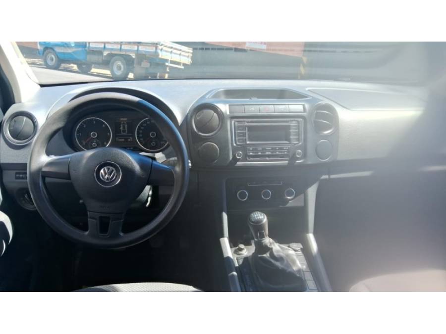VOLKSWAGEN - AMAROK - 2014/2015 - Prata - R$ 88.000,00