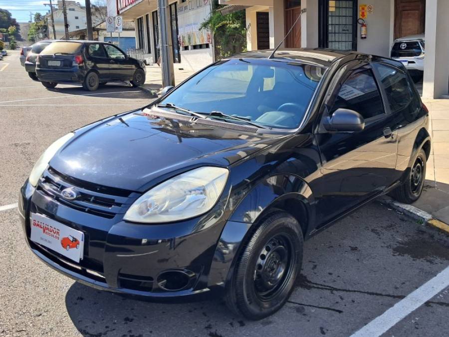 FORD - KA - 2008/2009 - Preta - R$ 18.900,00