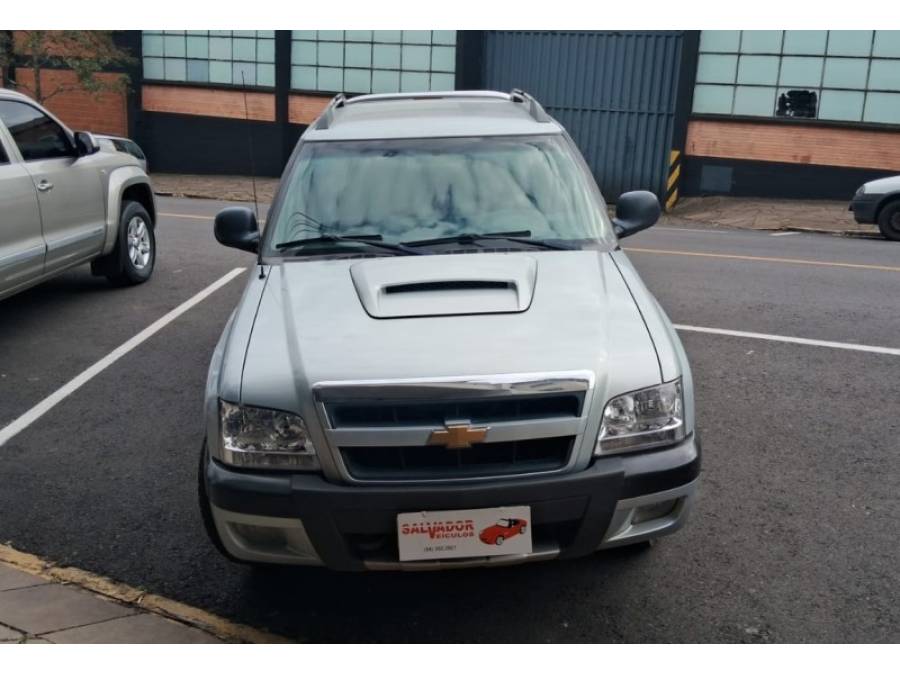 CHEVROLET - S10 - 2010/2011 - Prata - R$ 83.000,00