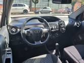 TOYOTA - ETIOS - 2013/2014 - Prata - R$ 44.900,00