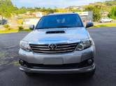 TOYOTA - HILUX SW4 - 2015/2015 - Prata - R$ 163.900,00